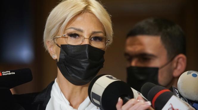 raluca turcan arunca sageti spre guvern cresterea pensiilor cu 40 o alta minciuna