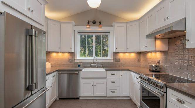 solutii de renovare pentru tavan pentru a avea o lumina difuza in incapere