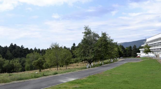 fundatia mereu aproape a cumparat ultimele trei echipamente medicale cu sustinerea partenerului topgel si a terminat dotarea cu aparatura medicala performanta a centrului complet de recuperare post covid de la runcu