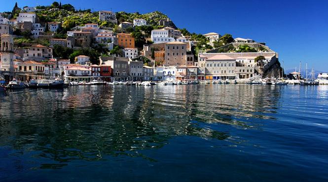 grecia vrea mai multi romani