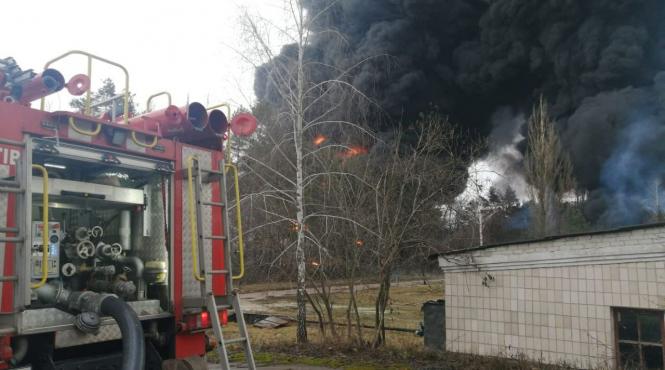 razboi in ucraina un depozit de petrol din cernihiv lovit de o racheta