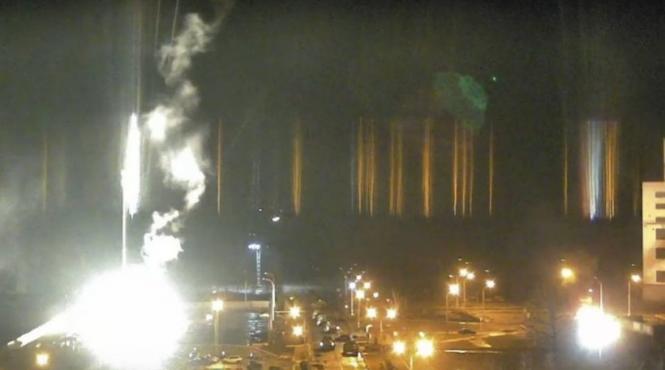 pompierii au intervenit la centrala nucleara zaporojie autoritatile nu au semnalat radiatii dupa incendiul joe biden a vorbit cu volodimir zelenski