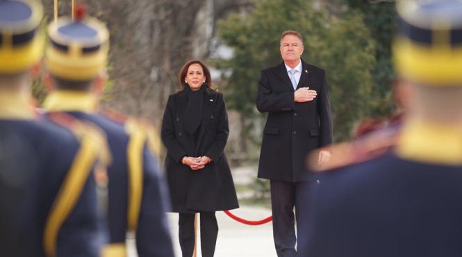 kamala harris multumeste romaniei si reafirma angajamentul sua de aparare a tarilor nato