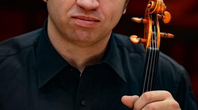 remus azoitei interpreteaza c oncertul pentru vioara de beethoven piatra suprema de incercare pentru orice violonist pe scena ateneului roman