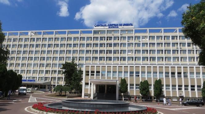 cinci angajati de la spitalul judetean suceava au fost trimisi in judecata in dosarul de luare de mita furt si inselaciune