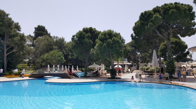 patronatele din turism cer eliminarea restrictiilor pentru romanii care merg in grecia