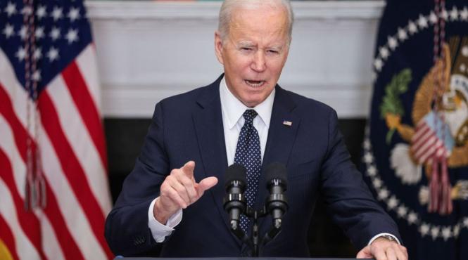 joe biden a promulgat o lege care faciliteaza transferul de echipamente militare in ucraina