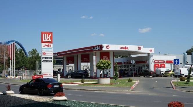 compania care ar trebui sa eradicheze sobolanii din capitala cumpara benzina si motorina de la rusi