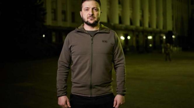 volodimir zelenski a vizitat pentru prima data liniile frontului din afara kievului