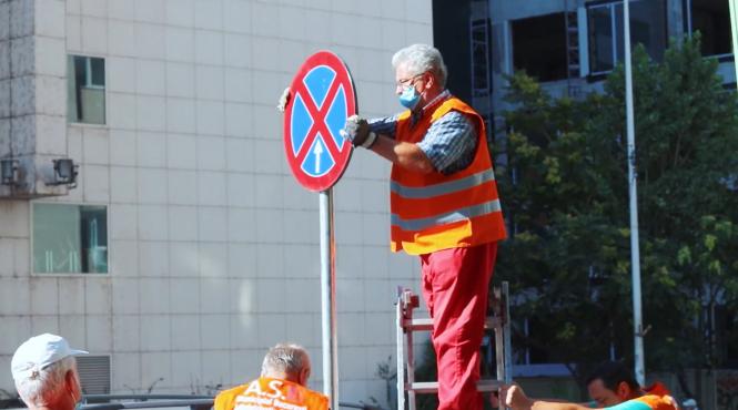 peste 5 tone de branza telemea pentru 115 angajati de la administratia strazilor din bucuresti