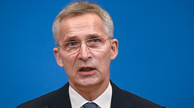 secretarul general nato jens stoltenberg vine in romania