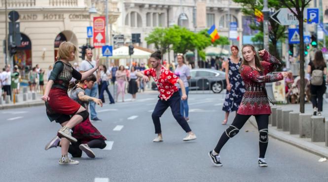 strazi deschise bucuresti promenada urbana anunta finalistii apelului deschis pentru completarea programului artistic