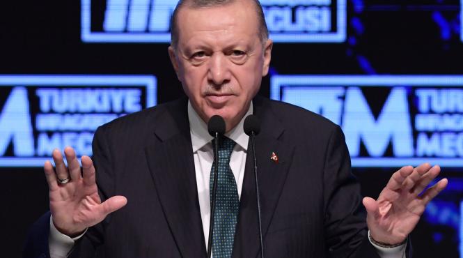 erdogan joaca poker cu nato cu gandul la realegere