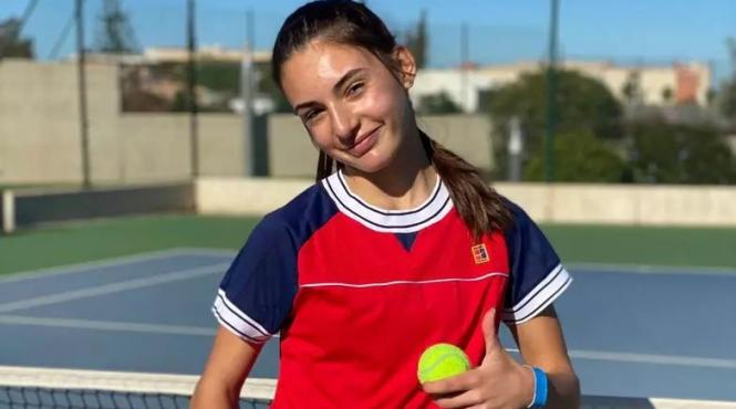 alexia ioana tatu castiga in premiera finala u14 100 romaneasca de la wimbledon