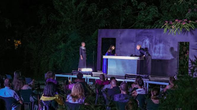 zilele unteatru 2022 o saptamana de teatru muzica si prietenie la aniversarea primilor 12 ani petrecuti impreuna