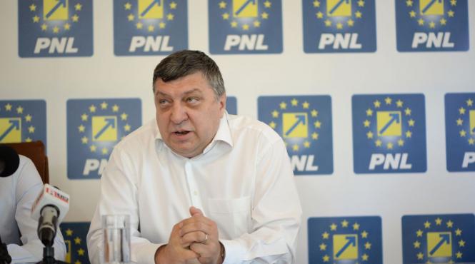 liberalii ii pregatesc o noua sinecura de 3 600 de euro lui teodor atanasiu