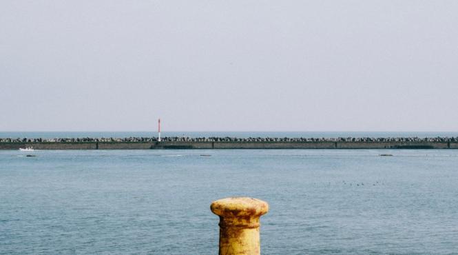 o echipa de scafandri din cadrul fortelor navale romane distruge o mina marina in eforie
