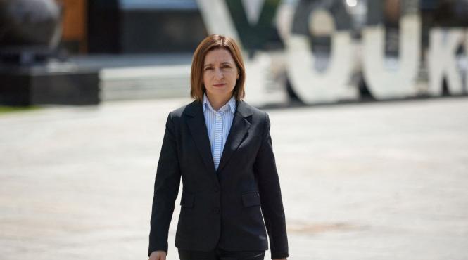 situatia geopolitica a tarii vecine vazuta prin ochii albenezului elmas haxhiraj expert in stiinte politice si relatii internationale moldova si drumul catre ue