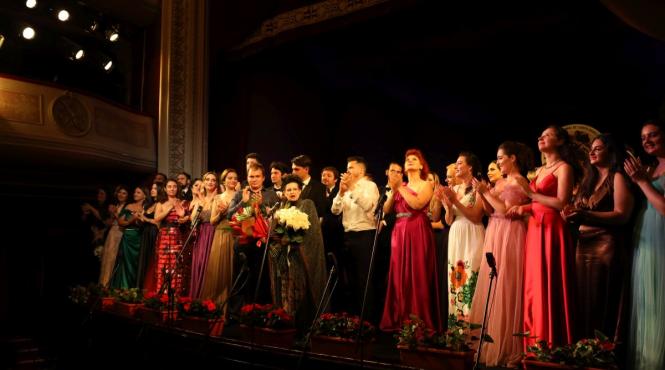 manifestarile darclee cel mai asteptat eveniment liric al anului s a incheiat in triumf