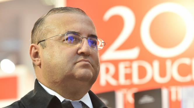 fosti capi de servicii cu rude politice reuniti de slujba la primaria sectorului 2