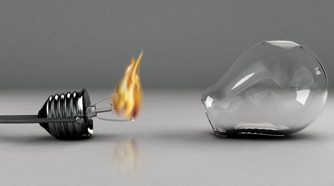 pretul energiei electrice pe bursa a explodat in iulie 2022