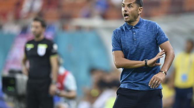 europa conference league n cfr cluj si fcsb incep azi campania europeana in grupe n ambele echipe sunt mai preocupate de sumele care vin de la uefa decat de performante goana dupa bani