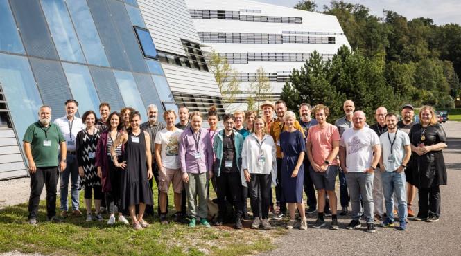 teatrul national marin sorescu din craiova parte a proiectului acute un demers multidisciplinar inovator ce isi propune sa revolutioneze teatrul digital din intreaga europa