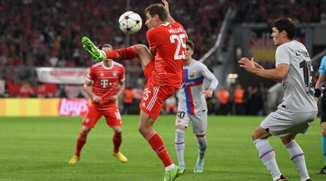 hotii i au spart casa lui thomas muller in timpul meciului bayern barcelona