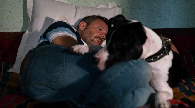 om caine de vineri in cinematografe