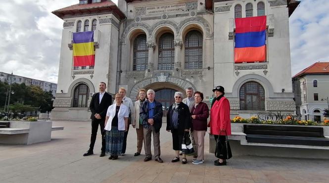 ziua armeniei suntem mandri de sangele de armean dar extrem de onorati ca suntem romani