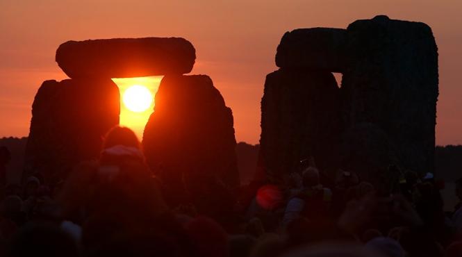 descoperire uimitoare in cehia ansamblu circular mai vechi decat stonehenge si piramidele din giza