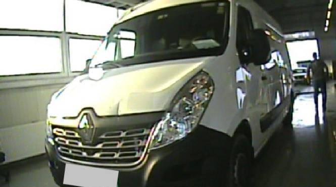 pericol de moarte autoutilitara prezentata la rar cu sistem de franare prins cu soricei de plastic