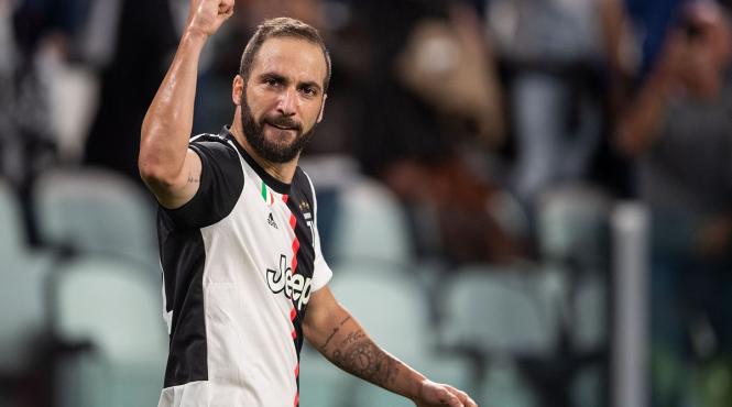 visul s a terminat incepe o alta viata un alt gigant al fotbalului pune ghetele in cui