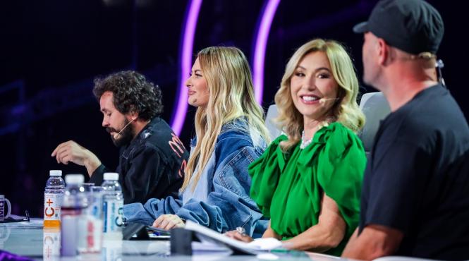 anastasia soare a purtat bijuterii de peste 1 milion de dolari la iumor