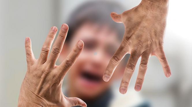 dementa sexuala la iasi cazul bunicului pedofil si zoofil