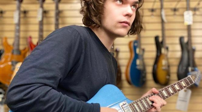 muzicianul cormac roth fiul cunoscutului actor tim roth a murit la 25 de ani