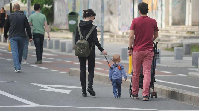 cadou de la ministerul muncii pentru bugetari inca trei minivacante in 2023 ca sa si recupereze capacitatea de munca