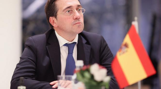 spania trimite 30 de ambulante in ucraina