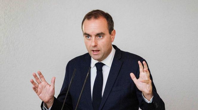 ministrul apararii din franta vine la bucuresti