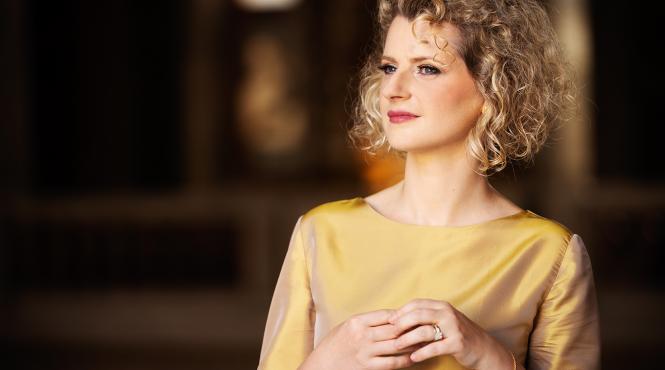 pianista alexandra silocea aplaudata pe toate scenele importante ale lumii invitata la sala radio