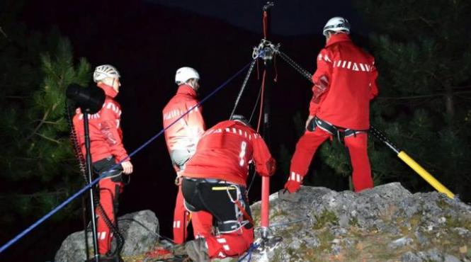 doua persoane au murit in ultimele 24 de ore pe traseele montane altecinci persoane salvate de salvamontisti