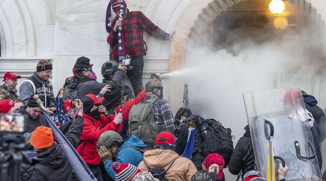 alegeri cu iz de violenta interna cat de aproape sunt sua de un razboi civil