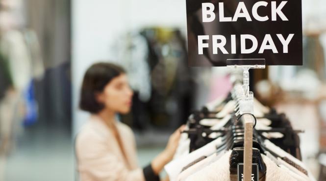 nebunie de black friday sase din 10 consumatori intentioneaza sa cumpere electronice si electrocasnice