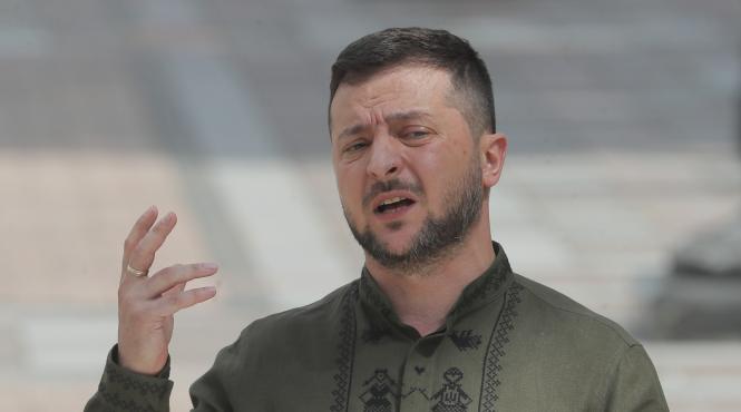 zelenski rusii au distrus toata infrastructura importanta din herson