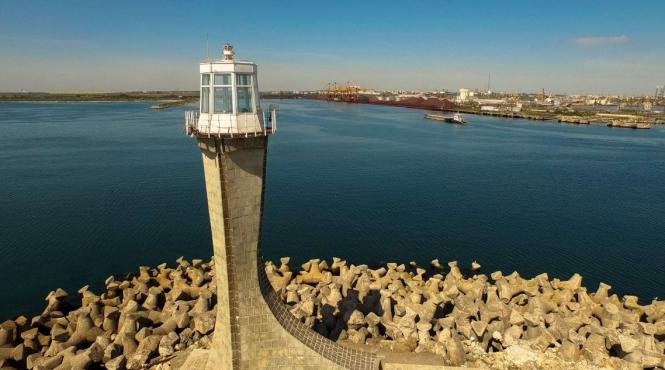 gaurile negre care au inghitit portul constanta chiar sub nasul autoritatilor