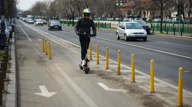 trotinete pericol trafic biciclisti motociclisti