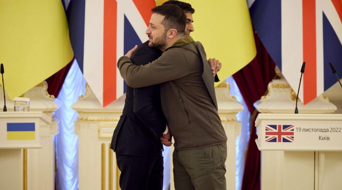 rishi sunak viziteaza kievul si promite sprijin