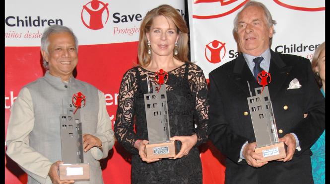 murit scriitor francez dominique lapierre