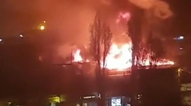 incendiu capitala piata 1 decembrie
