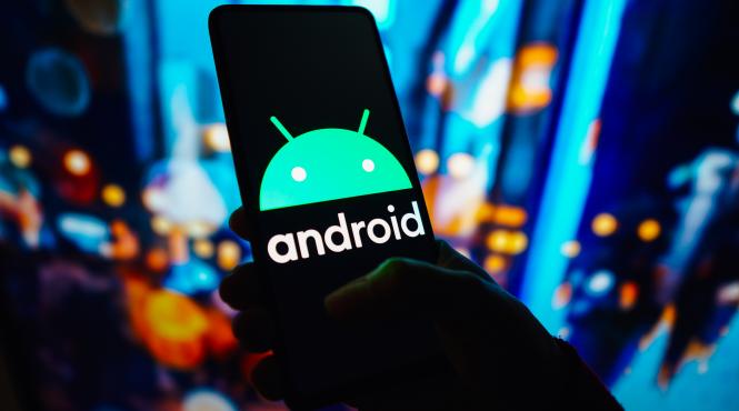 aplicatii virusi android google play